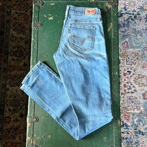 Low rise skinny Levi’s